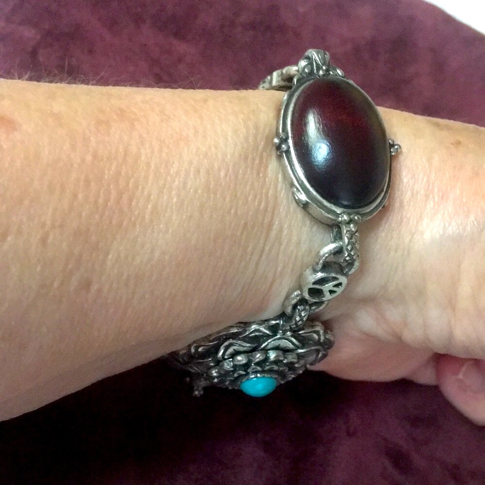 Silver, Turquoise & Cabochon Stone Bracelet
Fashion Jewelry - Picture 5 of 6